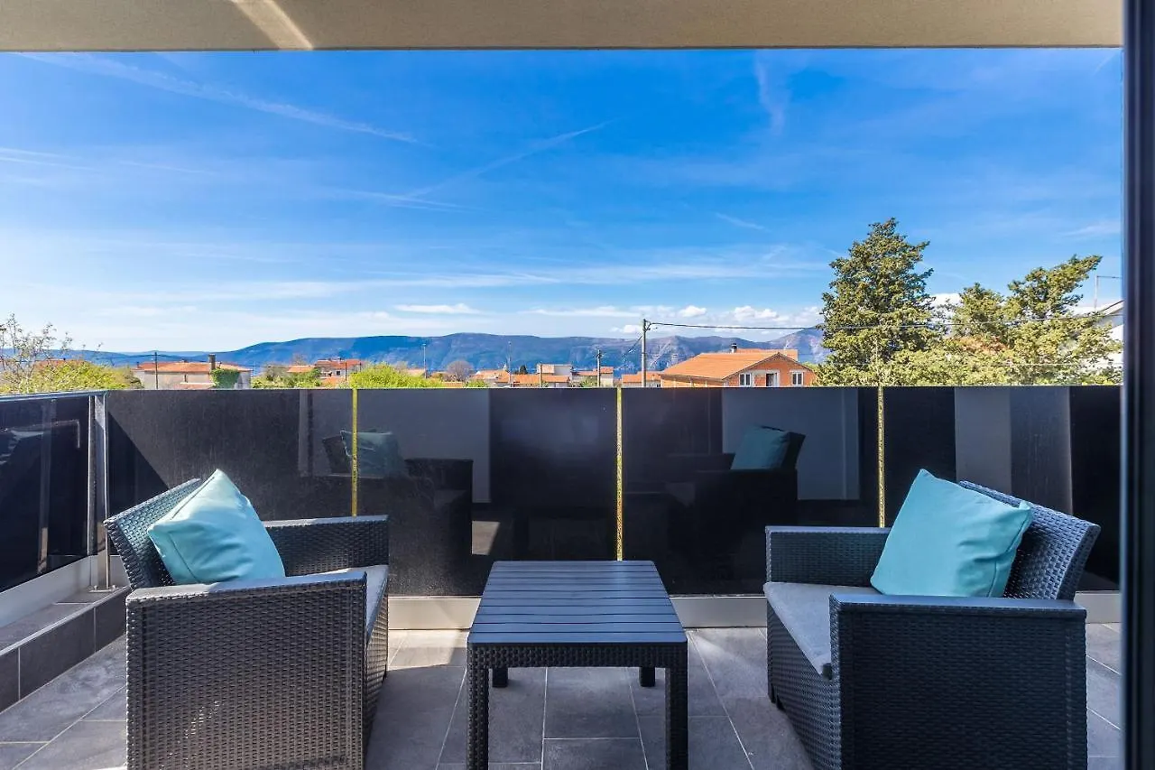Villa Lio With Private Pool Linardici Croatia